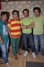 Sukhwinder Singh jams with Meet Bros in Andheri, Mumbai on 18th June 2014